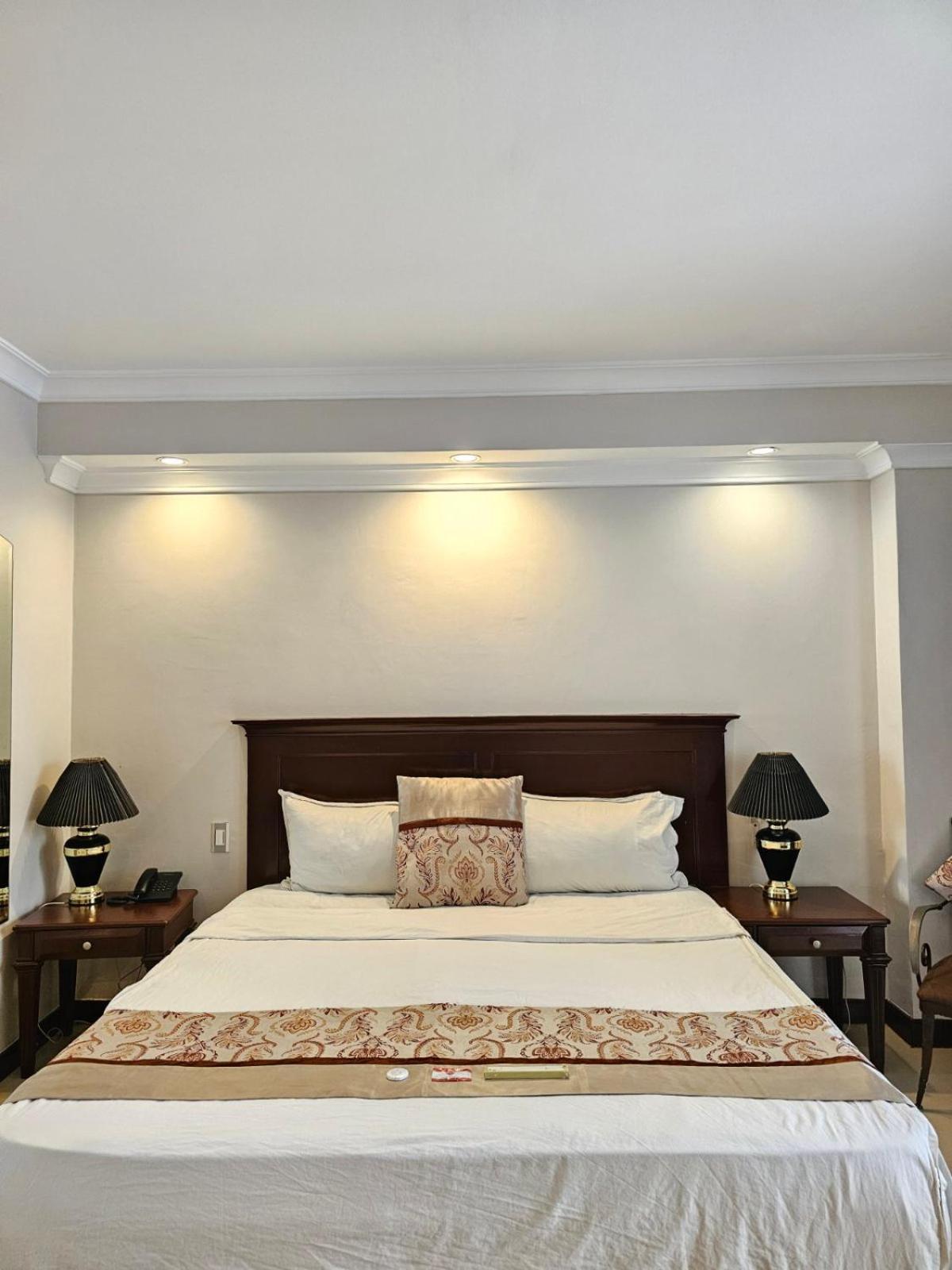 Valentino'S Hotel Angeles Zewnętrze zdjęcie
