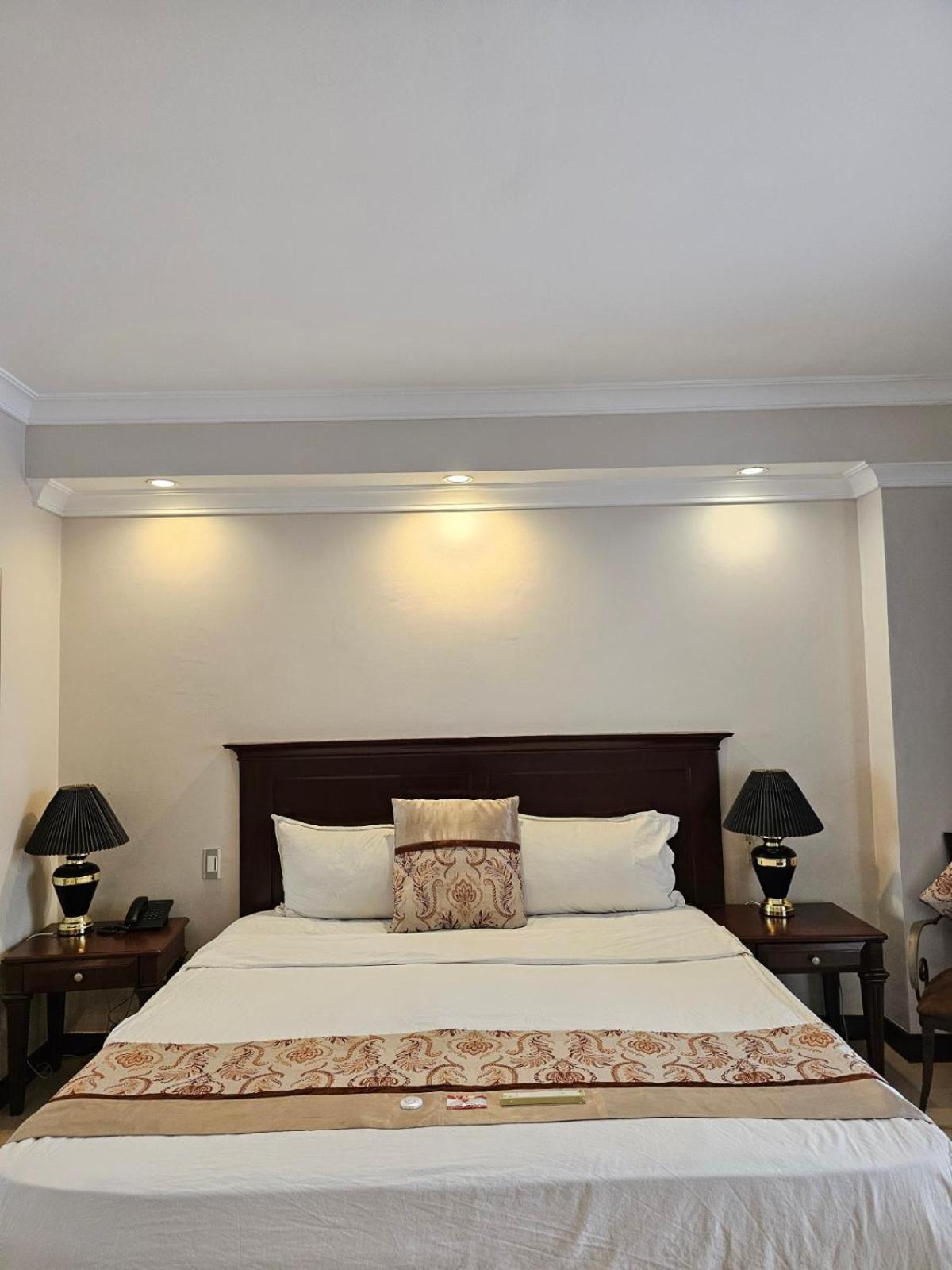 Valentino'S Hotel Angeles Zewnętrze zdjęcie