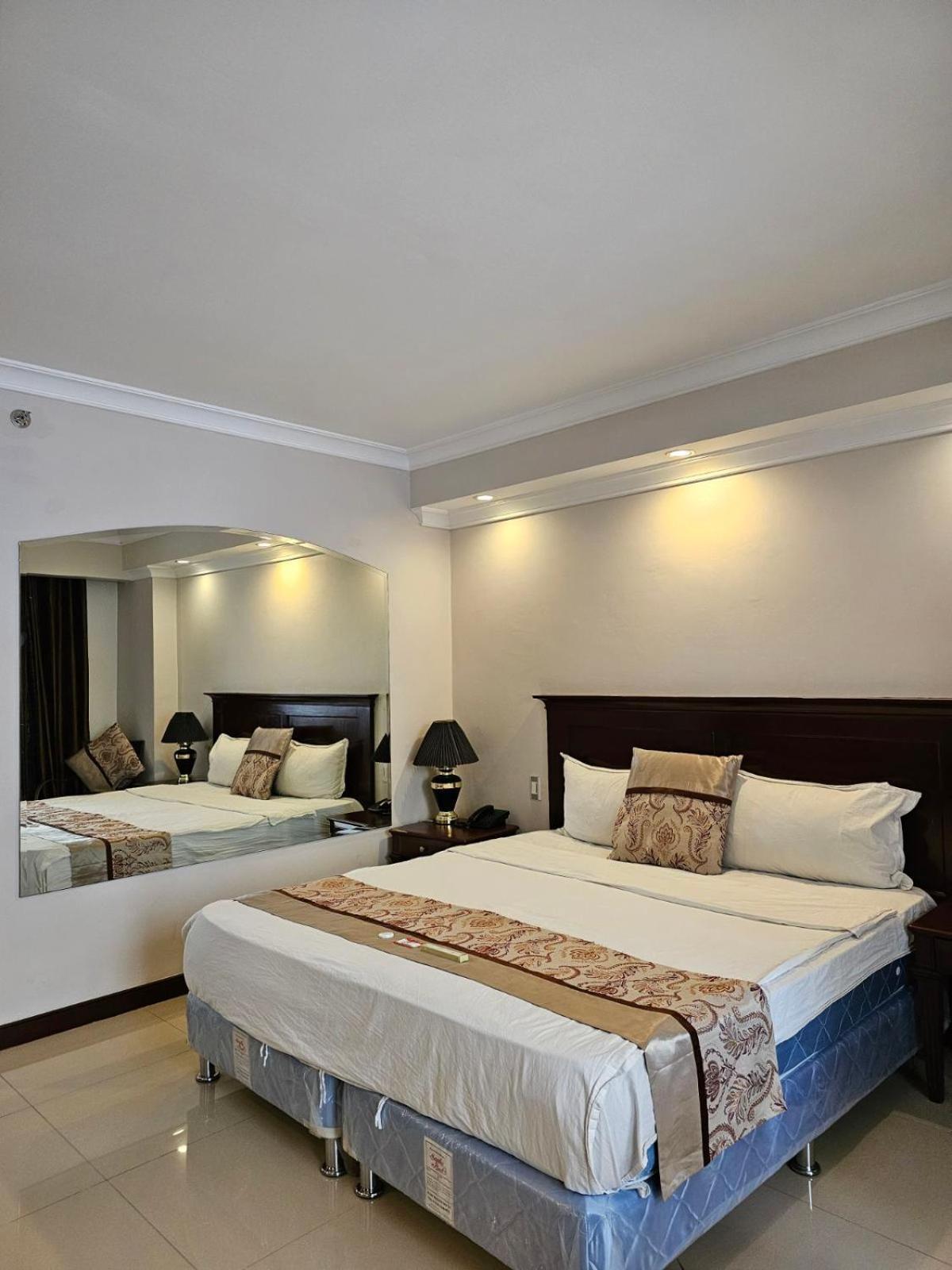 Valentino'S Hotel Angeles Zewnętrze zdjęcie