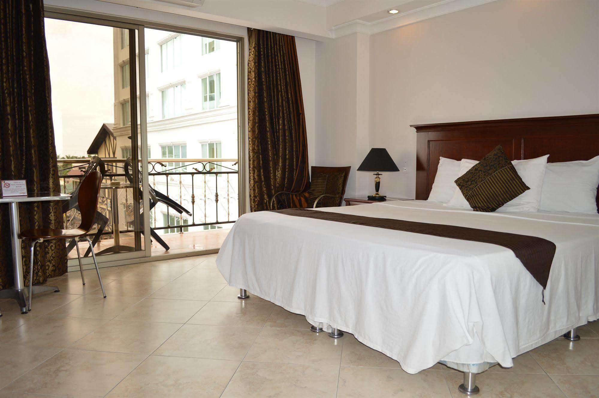 Valentino'S Hotel Angeles Zewnętrze zdjęcie