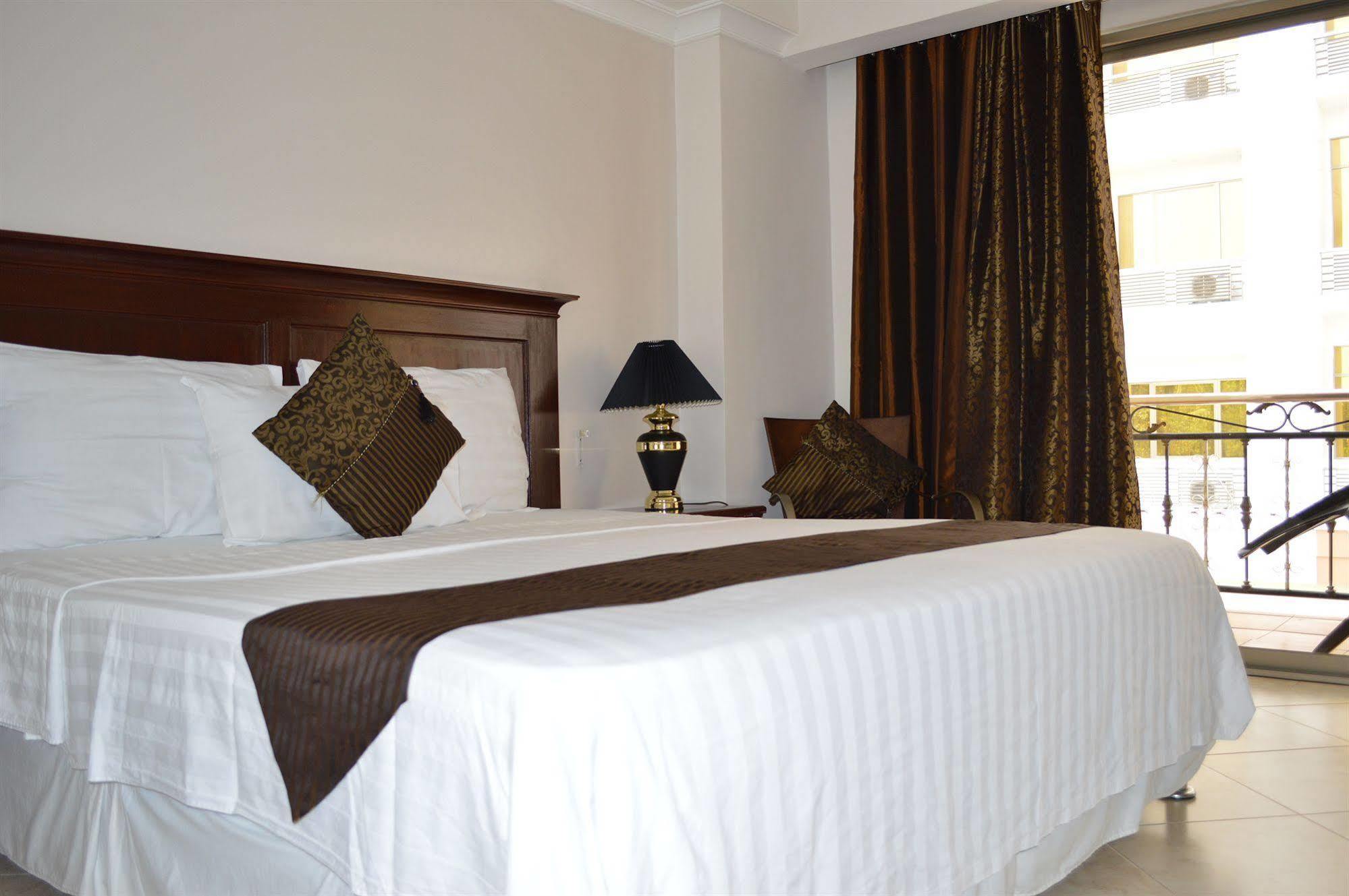 Valentino'S Hotel Angeles Zewnętrze zdjęcie